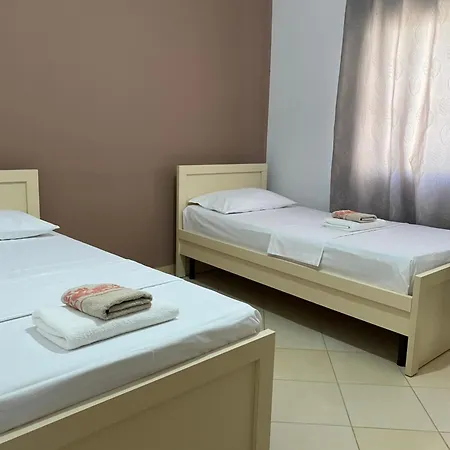 Vlora Apartment Appartamento *