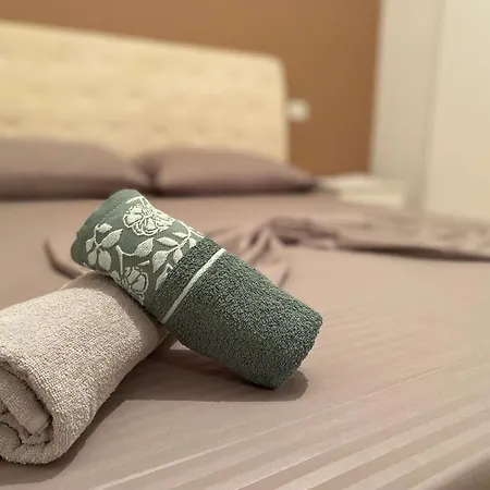 Vlora Apartment شقة فلورا